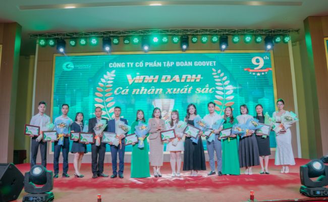 ca-nhan-xuat-sac-2025 1