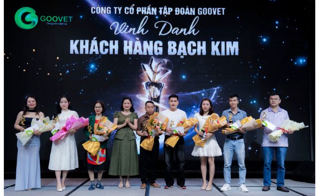 vinh-danh-khach-hang-bach-kim-phia-nam-trung-bo-va-tay-nguyen